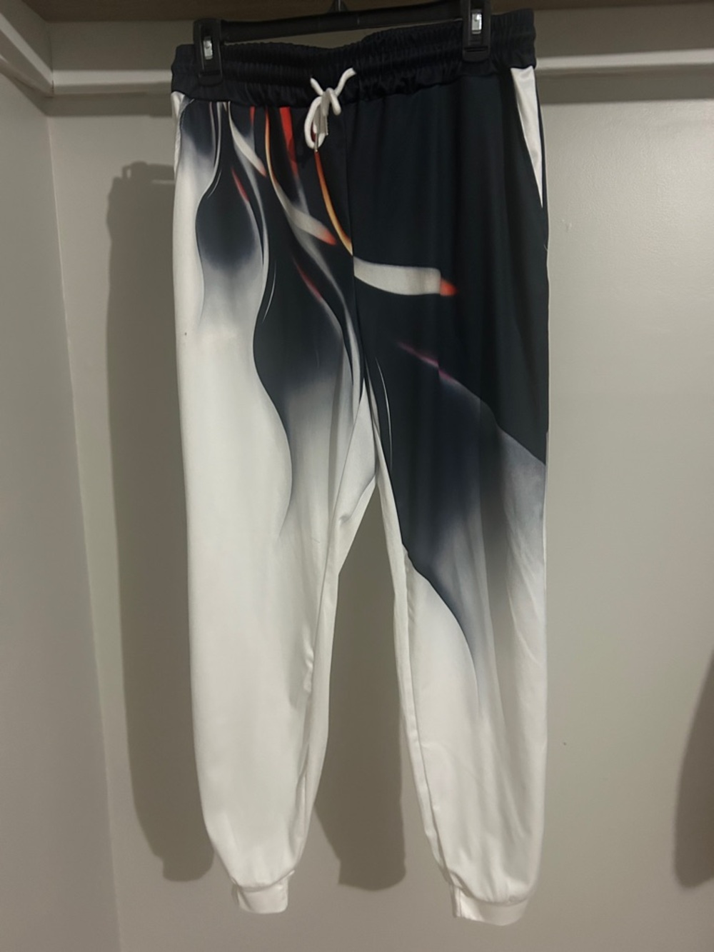 Men’s Abstract Black & White Graphic Joggers